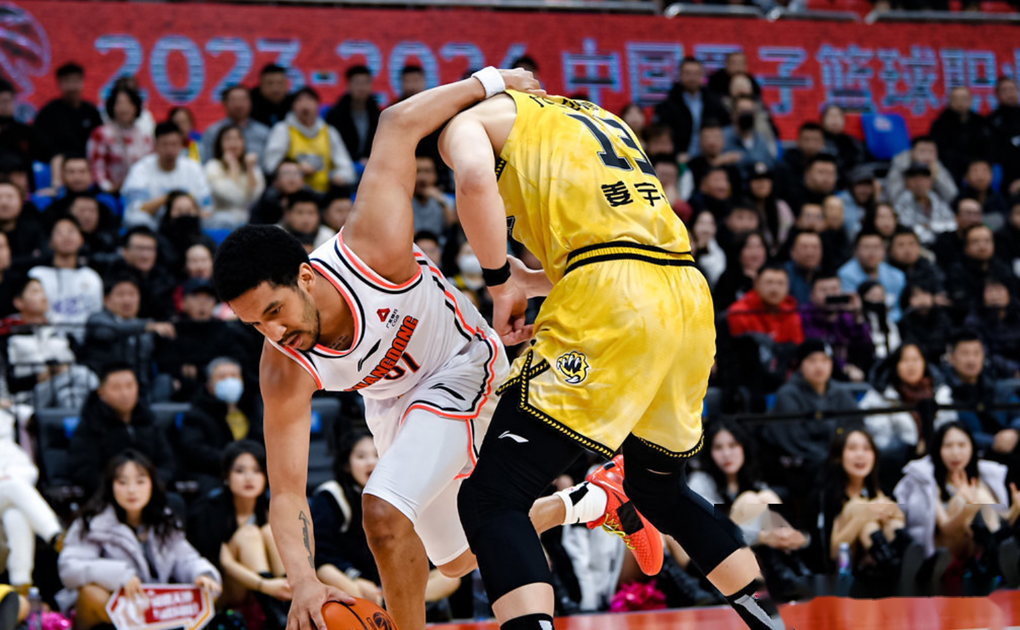 包含斯诺克夜战:塞外天虎队绝杀塞外霹雳队,速度优势明显反击锐度十足的词条 包含斯诺克夜战:塞外天虎队绝杀塞外霹雳队,速度优势明显反击锐度十足的词条