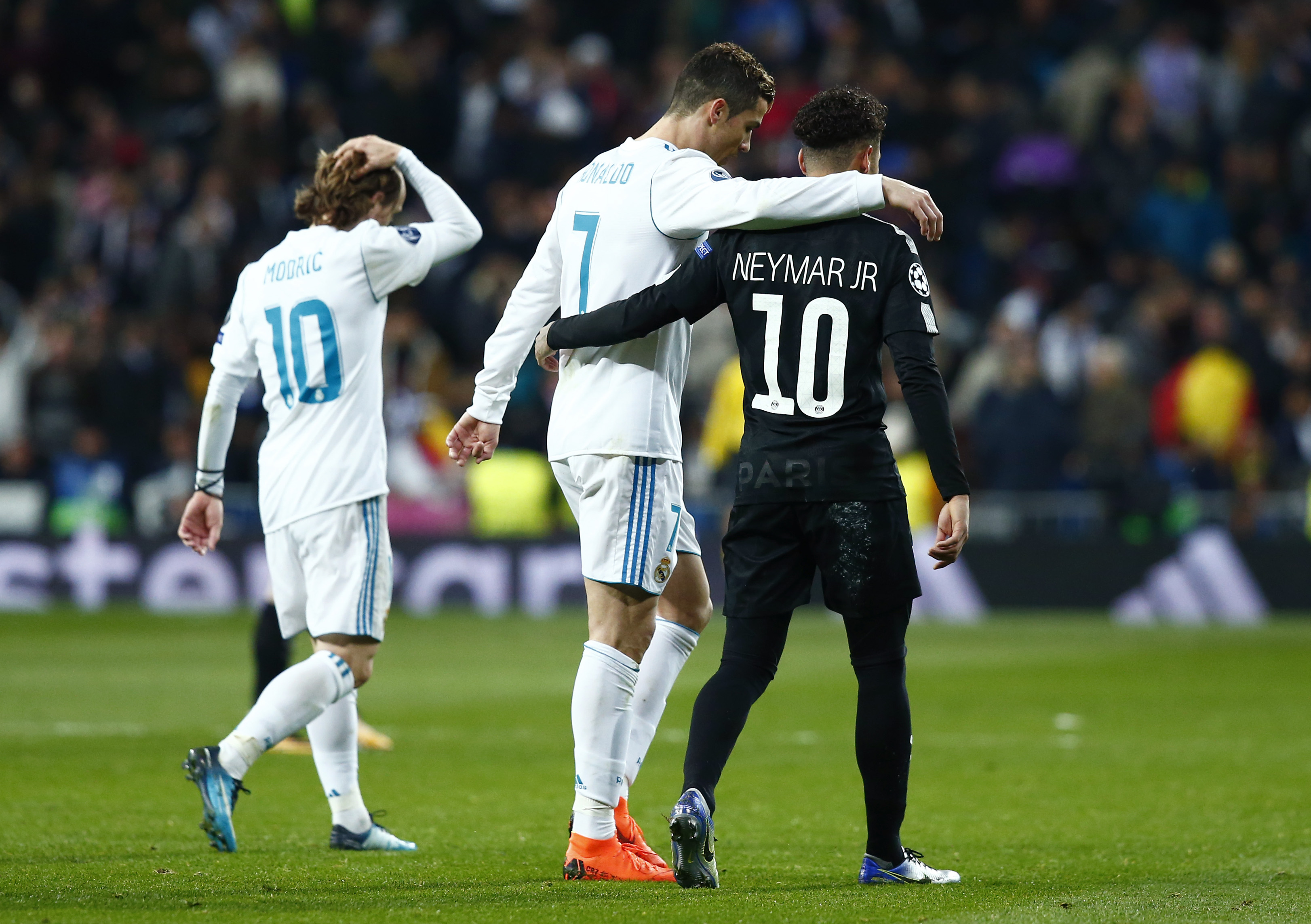 爱游戏体育-包含内马尔回归赛场，爆冷首场状态亮眼，尤文图斯观众沸腾！的词条