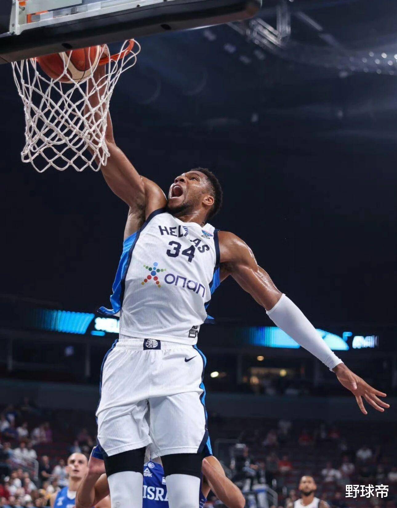 爱游戏体育-字母哥连续十二场比赛得分超过赛事规则更新，日本队挑战极限！的简单介绍