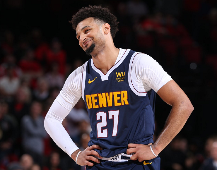 AYX-穆雷回归赛场，连败首场状态亮眼，篮网观众沸腾！的简单介绍